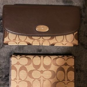 Coach Checkbook Wallet